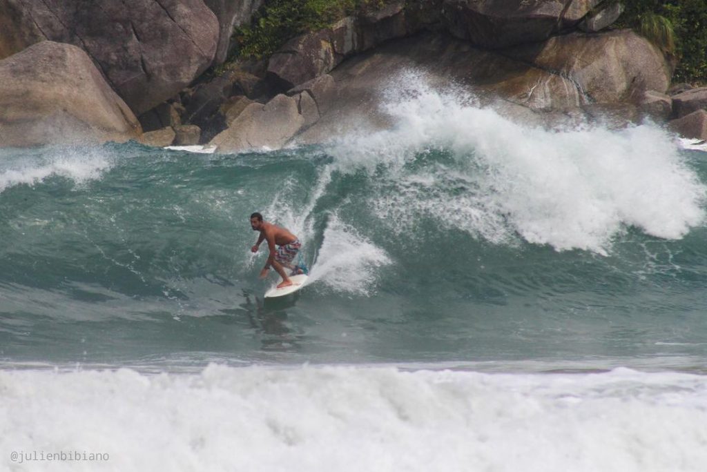 Campeonato de Surf no Bonete - Ilhabela