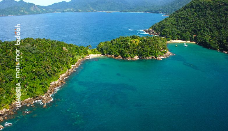 Praia do Eustáquio em Ilhabela - Praias acessíveis somente pelo mar em Ilhabela - Passeios de barco